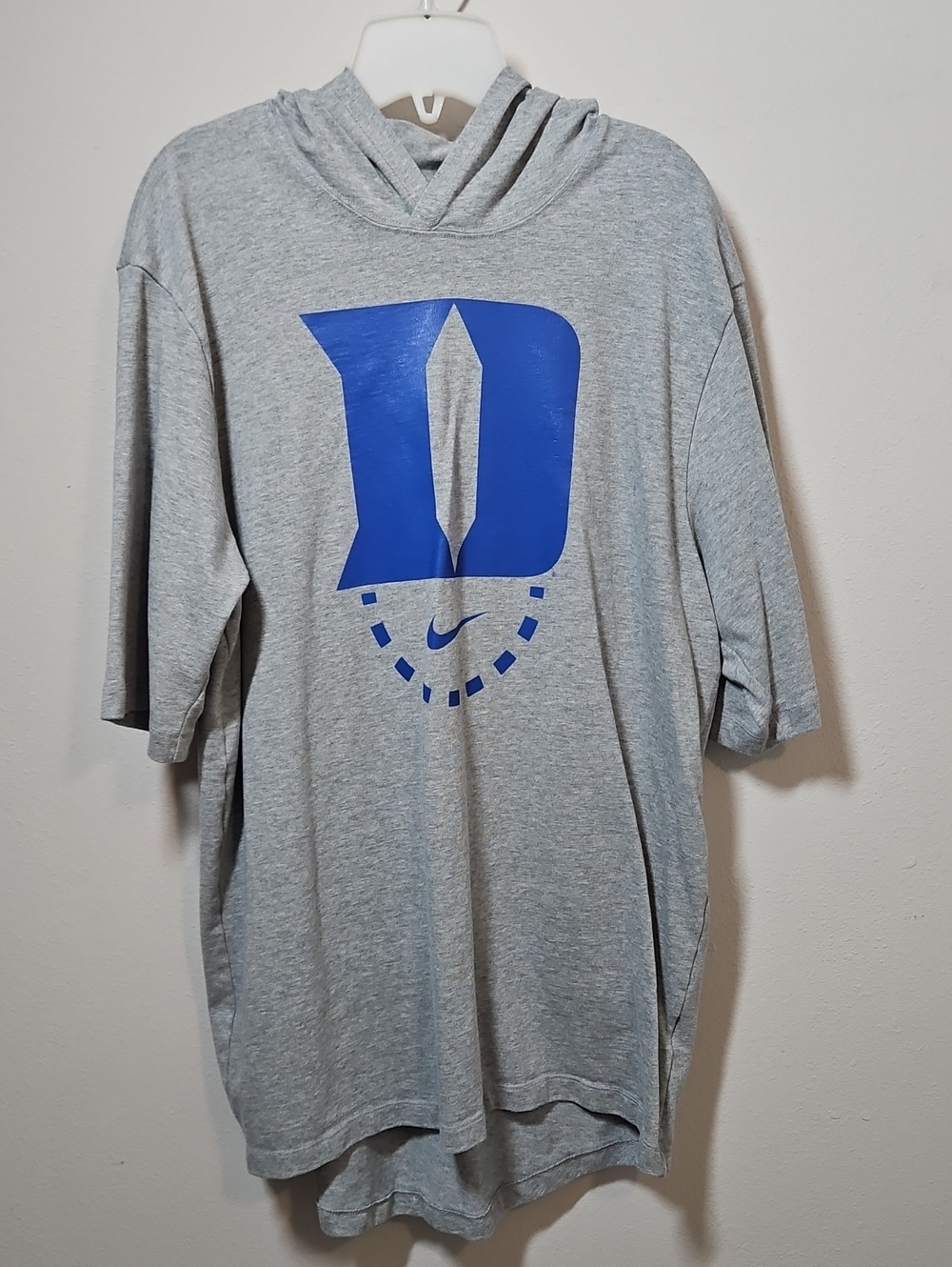 Nike XL Gray Hooded Basketball T-Shirt with Bold Blue Duke 'D' Graphic